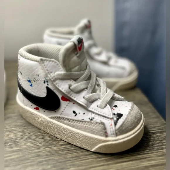 Nike Blazer Mid ‘77 baby toddler Td Paint Splatter White/Black’ Sneaker Size 5C